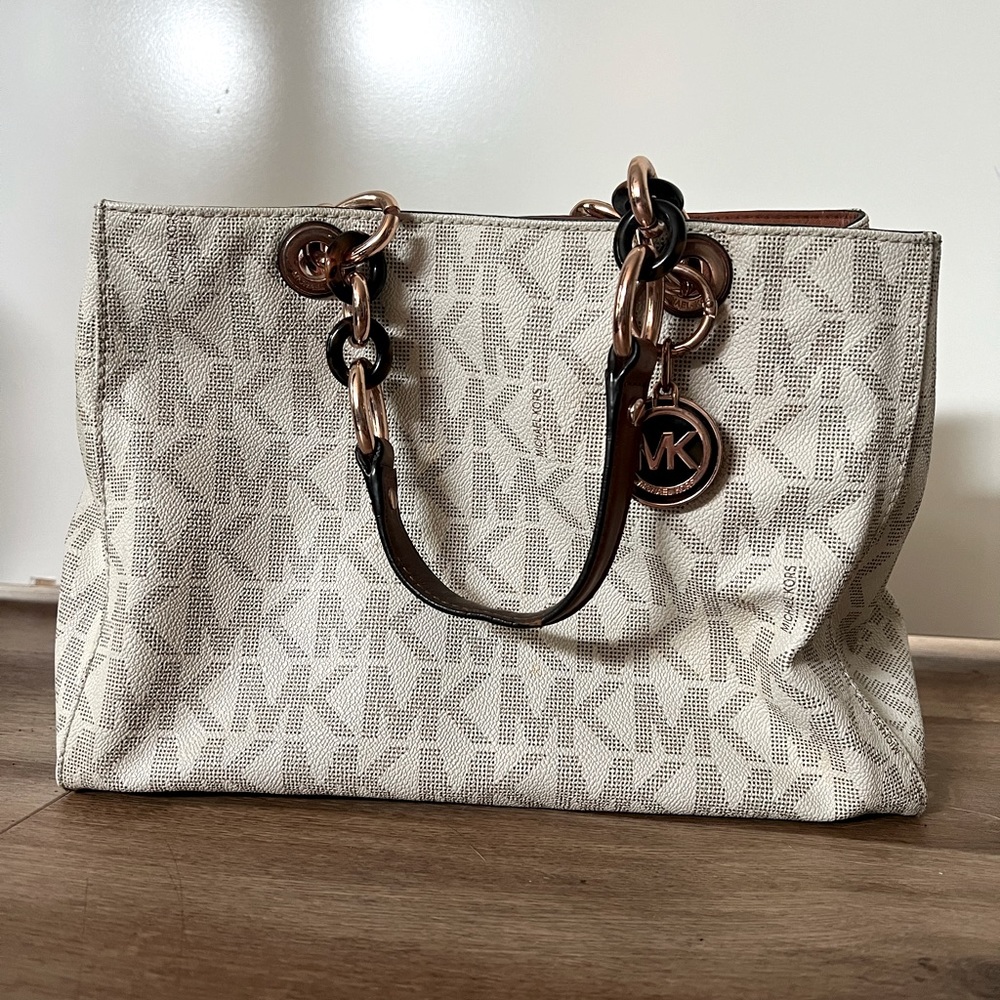 Michael Kors Satchel Purse
